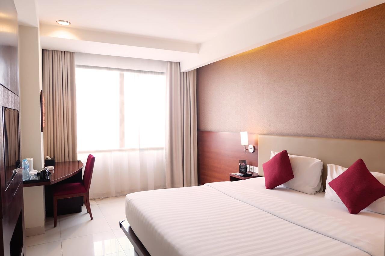 Staycation Menyenangkan Bersama Keluarga Hanya di Hotel Santika Premiere Bintaro