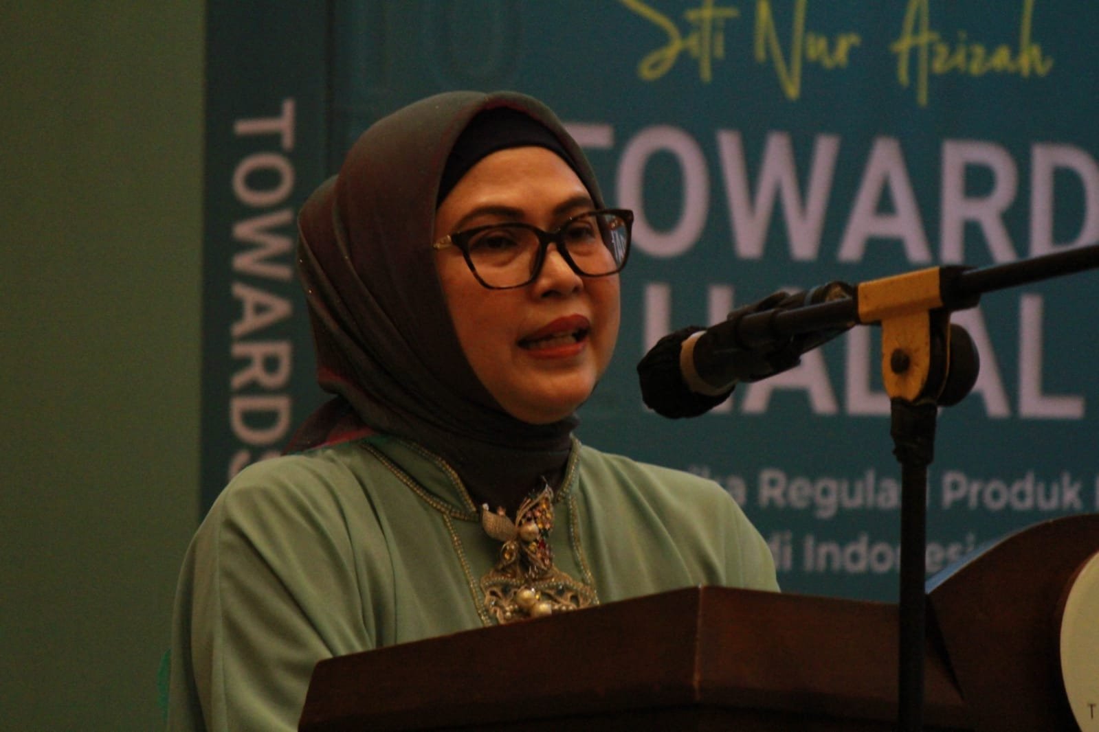 Bahas Labelisasi Halal di Indonesia, Putri Wapres Luncurkan Buku