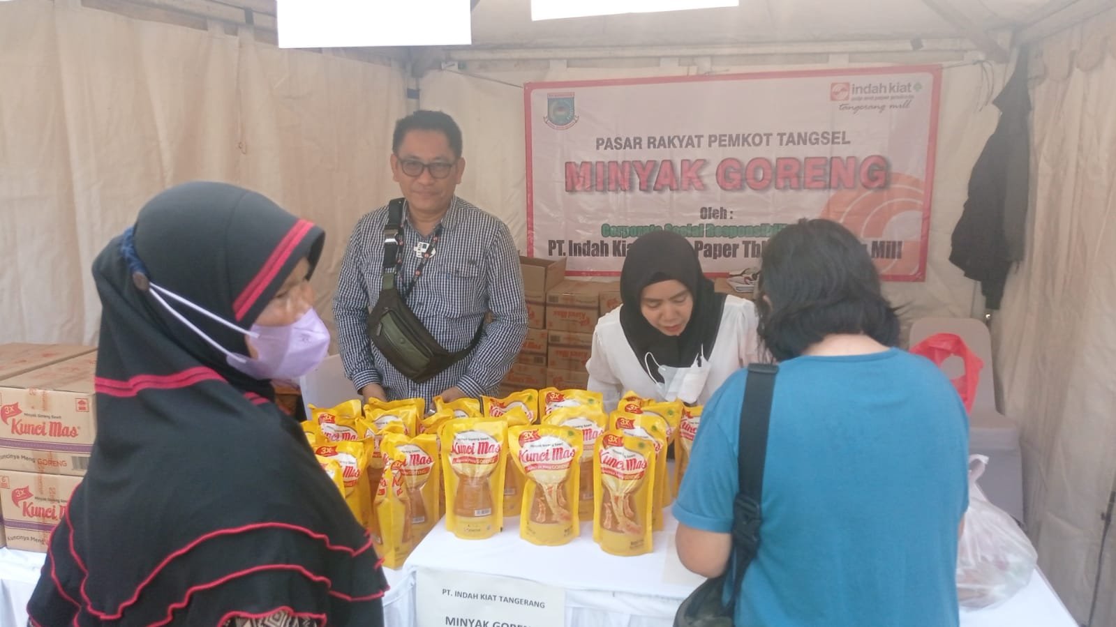 Peduli Penanggulangan Inflasi di Tangsel, IKPP Tangerang Jual Minyak Murah di Bazaar Serpong Utara