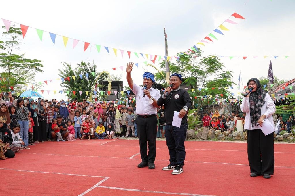 Hadiri Festival Cikande 2022, Pj Gubernur Banten Al Muktabar : Pemerintah Dukung Pengembangan Seni Budaya